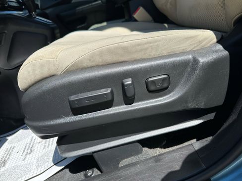 Used 2016 Honda CR-V EX image 30