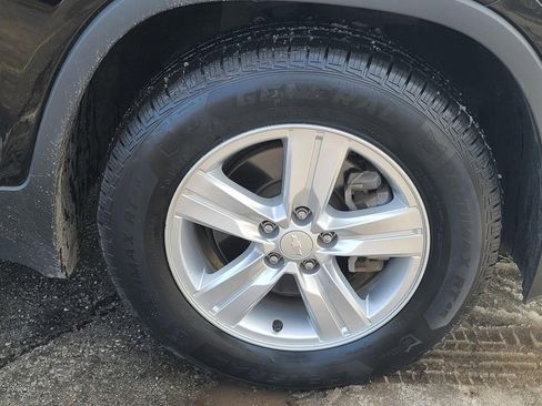 Used 2020 Chevrolet Trax LS w/ Tint and Cruise Package image 33