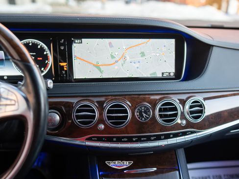 Used 2017 Mercedes-Benz S 550 4MATIC Sedan image 33