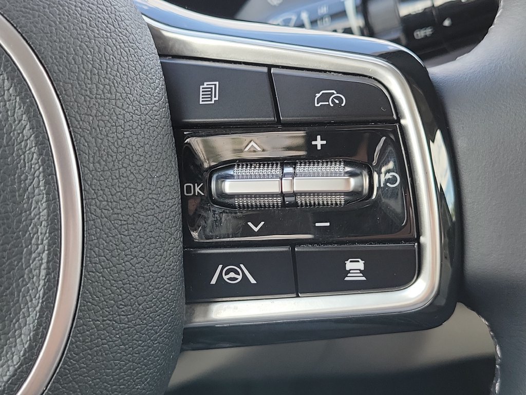 Used 2024 Kia Sorento S w/ Panoramic Sunroof Package FWD image 21