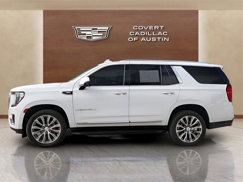 Used 2021 GMC Yukon Denali image 2