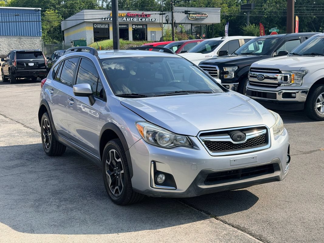 Used 2017 Subaru Crosstrek 2.0i Premium AWD/4WD image 8