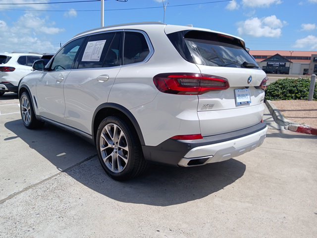Used 2022 BMW X5 sDrive40i w/ Luxury Seating Package RWD image 7