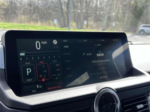 Used 2025 INEOS Grenadier image 25