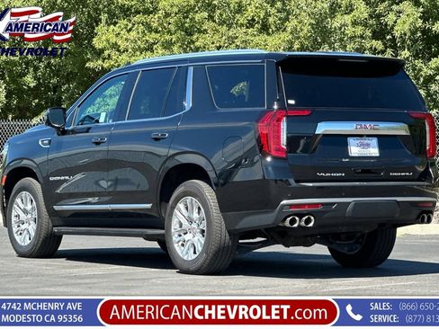 Used 2023 GMC Yukon Denali AWD/4WD image 7