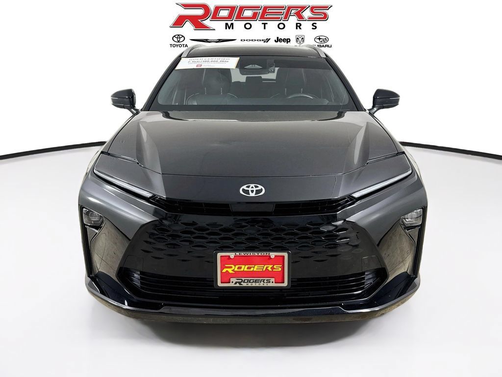 Certified 2025 Toyota Crown Signia AWD/4WD image 7