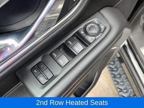 Used 2021 Chevrolet Tahoe Z71 w/ Z71 Off-Road Package AWD/4WD image 14