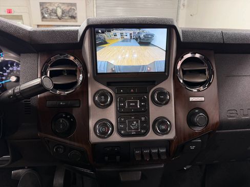 Used 2015 Ford F250 Lariat AWD/4WD image 21