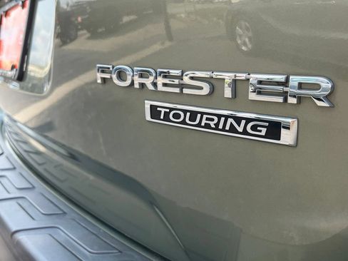 Used 2020 Subaru Forester Touring AWD/4WD image 12