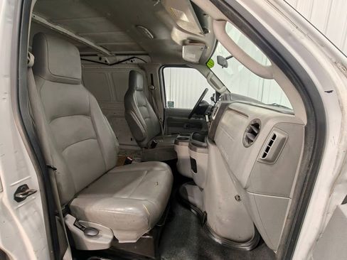 Used 2011 Ford E-150 and Econoline 150 w/ PWR Group RWD image 18