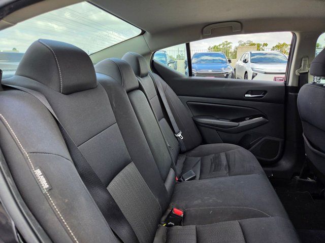 Used 2021 Nissan Altima 2.5 SV FWD image 16