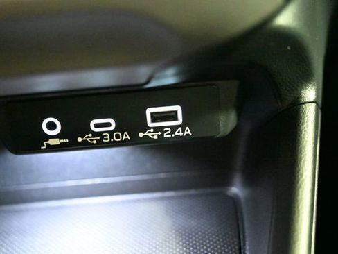 Used 2025 Subaru Crosstrek 2.5i Premium w/ Crosstrek Mirror Package image 30