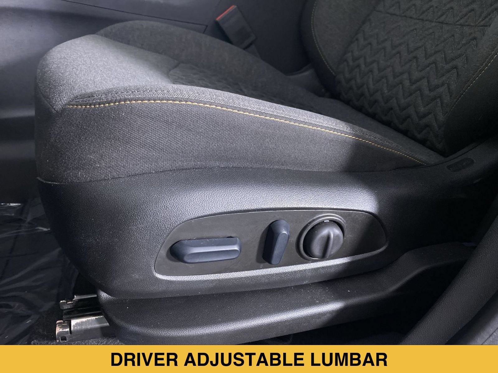 Certified 2024 Chevrolet Equinox LT w/ LPO, Floor Liner Package FWD image 9