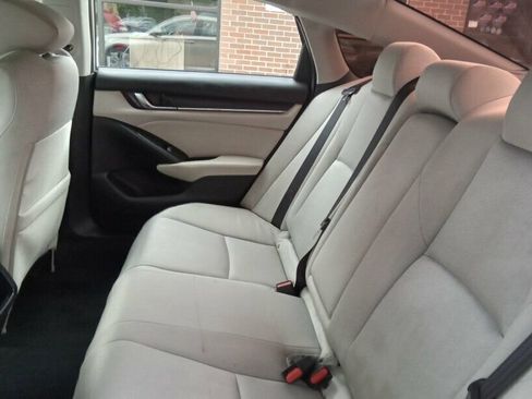 Used 2019 Honda Accord LX image 8