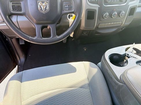 Used 2013 RAM 1500 Express RWD image 15