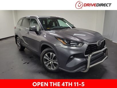 Used 2022 Toyota Highlander XLE