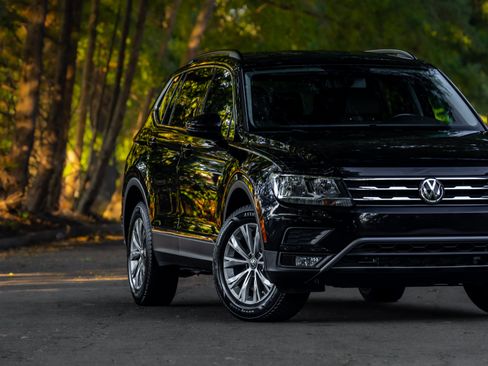 Used 2018 Volkswagen Tiguan SE FWD image 26