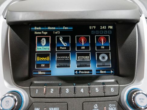 Used 2015 Chevrolet Equinox LT w/ Driver Convenience Package image 14