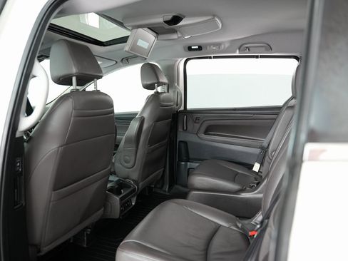 Used 2018 Honda Odyssey EX-L image 39