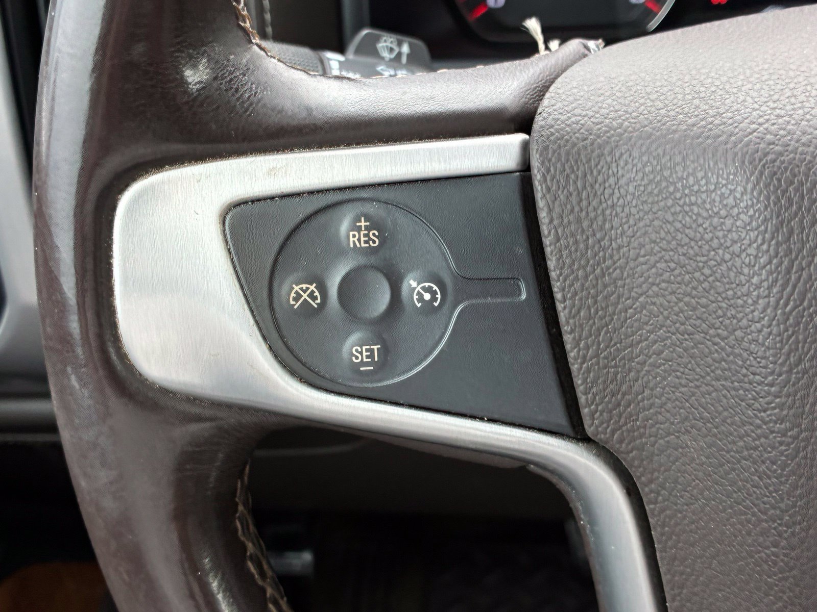 Used 2016 GMC Sierra 1500 SLE w/ SLE Value Package RWD image 23