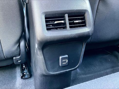 Used 2019 Chevrolet Equinox LT AWD/4WD image 35