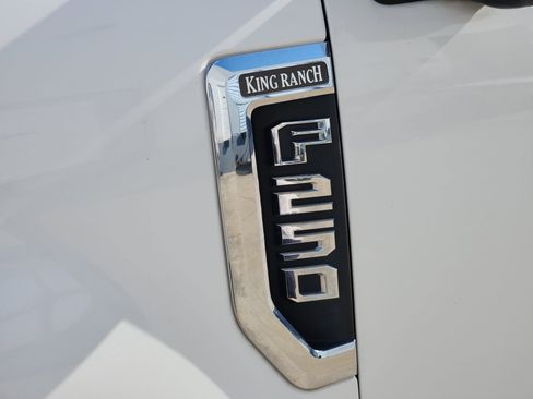 Used 2020 Ford F250 King Ranch w/ King Ranch Ultimate Package AWD/4WD image 32