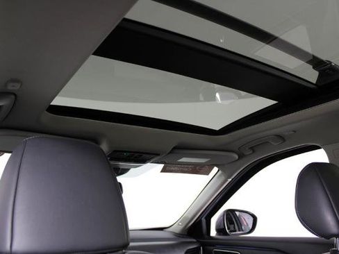Certified 2024 Nissan Rogue Platinum FWD image 24