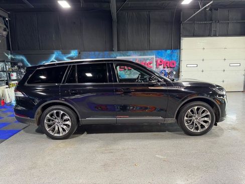 Used 2025 Lincoln Aviator Reserve AWD/4WD image 6