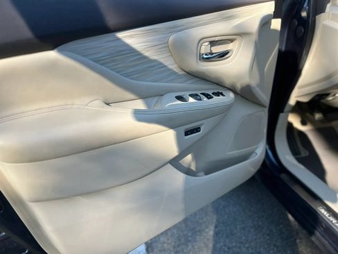 Used 2015 Nissan Murano SL w/ SL Technology Package AWD/4WD image 22