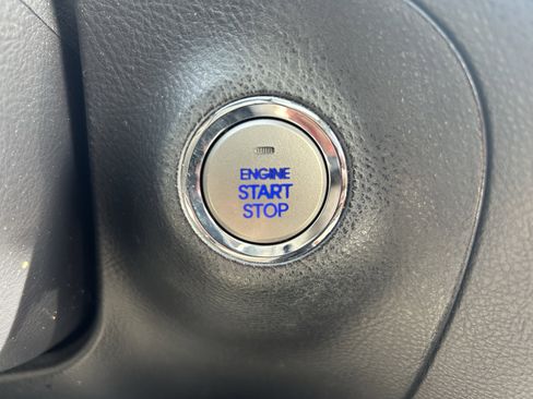 Used 2009 Hyundai Genesis 3.8 w/ Premium Plus Pkg 3 image 19