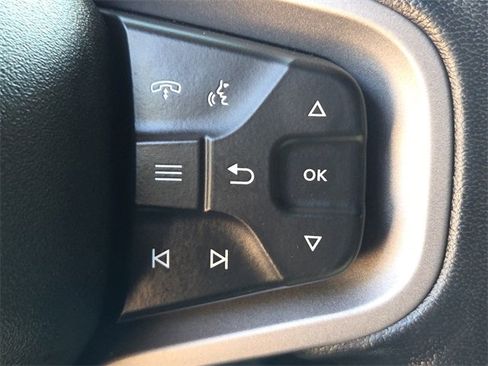 Used 2022 Ford Bronco Wildtrak image 25