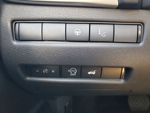 New 2026 Nissan Rogue Platinum image 12