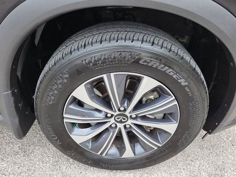 Certified 2025 INFINITI QX60 Pure FWD image 9