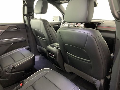 Used 2026 GMC Acadia Denali w/ Super Cruise Package image 30