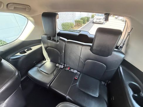 Certified 2023 Nissan Armada SL w/ Captain's Chairs Package AWD/4WD image 17