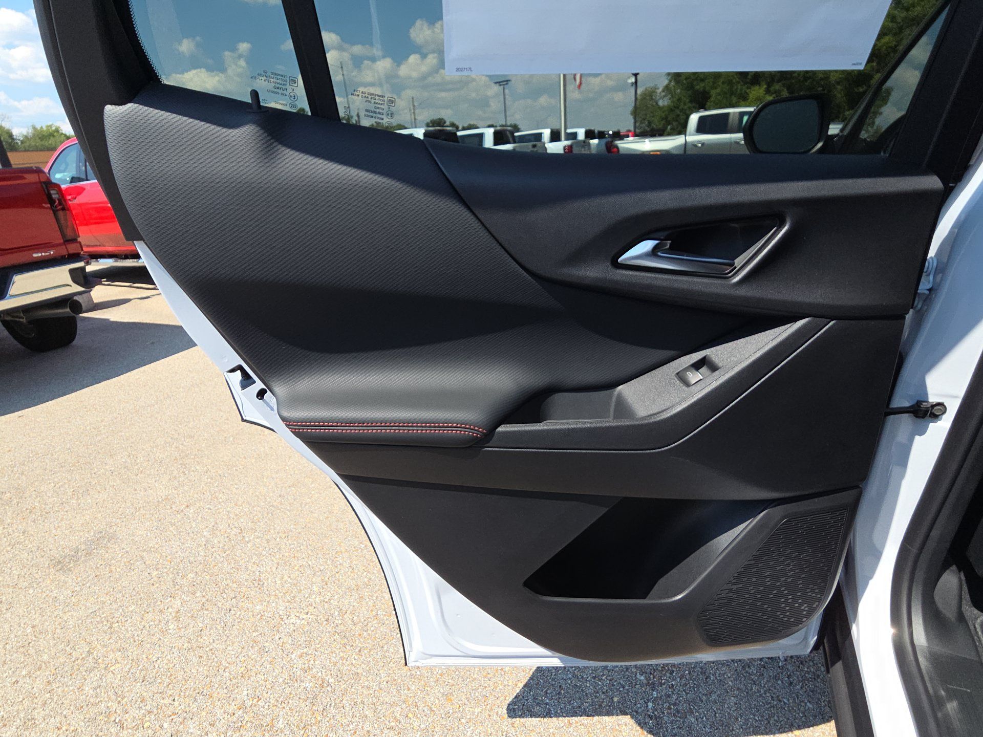New 2027 Chevrolet Equinox RS FWD image 26