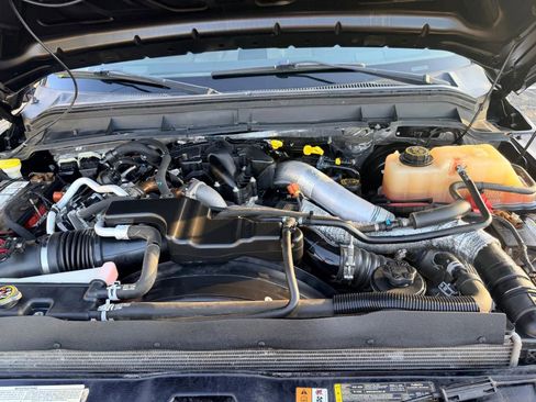 Used 2016 Ford F250 Lariat w/ Lariat Ultimate Package image 40