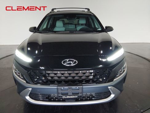 Used 2022 Hyundai Kona Limited image 2