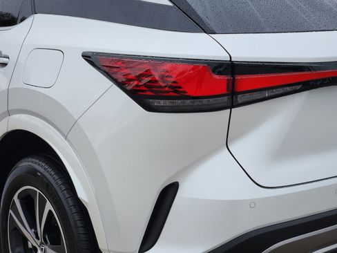 Certified 2025 Lexus RX 350 Premium image 5