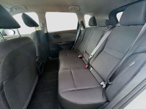 Used 2023 Nissan Rogue S AWD/4WD image 29