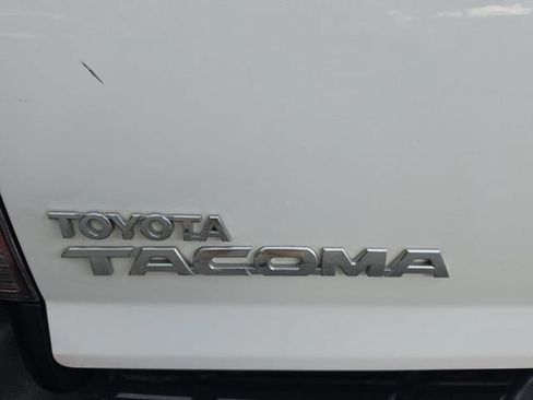 Used 2015 Toyota Tacoma 2WD Access Cab w/ SR5 Package image 24