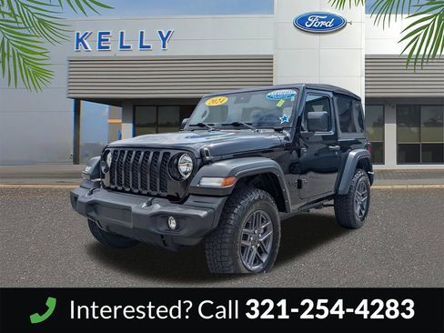 Used 2024 Jeep Wrangler Sport AWD/4WD image 2