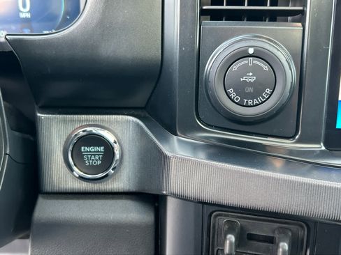 Certified 2025 Ford F350 Platinum image 38