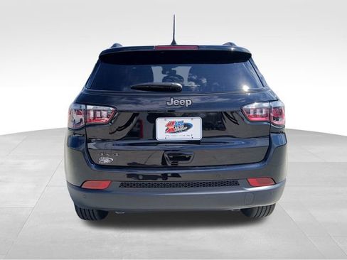 New 2026 Jeep Compass Limited image 4