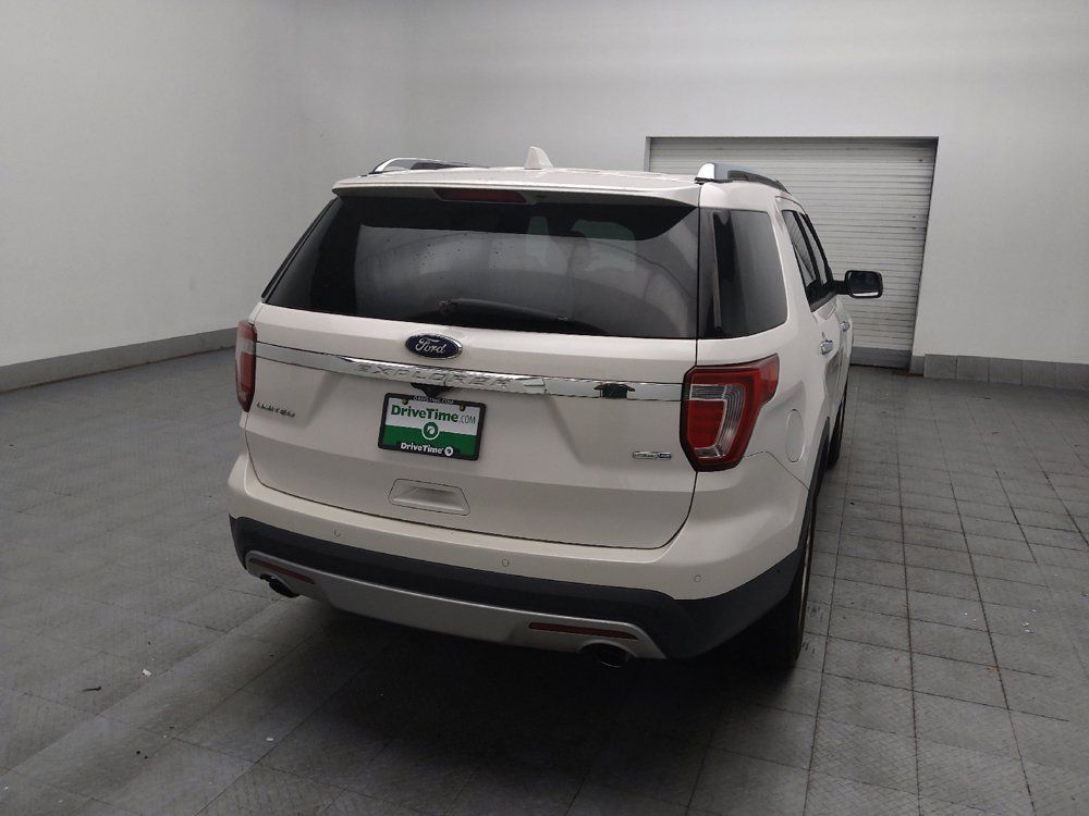 Used 2017 Ford Explorer Limited w/ Equipment Group 301A AWD/4WD image 7