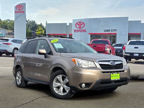 Used 2015 Subaru Forester 2.5i Limited image 1