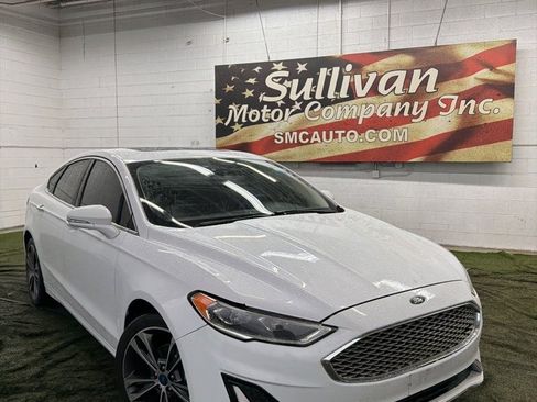 Used 2020 Ford Fusion Titanium image 8