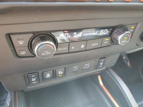 Certified 2025 Nissan Frontier PRO-4X w/ Pro Premium Package AWD/4WD image 23