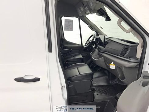 New 2026 Ford Transit 250 148 Medium Roof w/ Load Area Protection Package RWD image 41