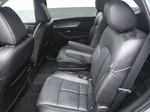 Used 2024 MAZDA CX-90 3.3 Turbo w/ Premium Package image 32